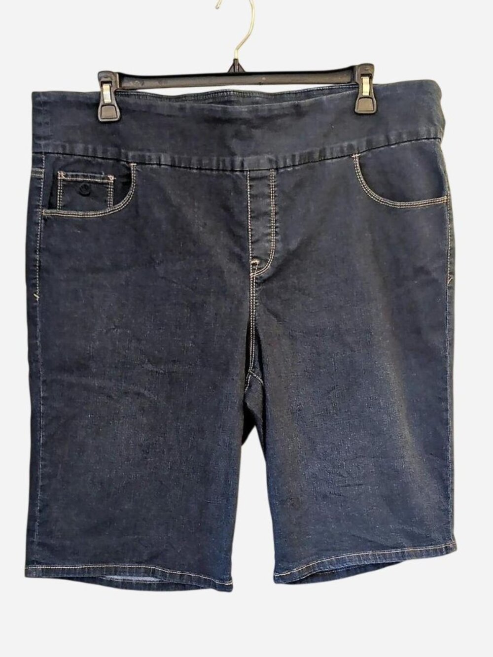 Gloria Vanderbilt Amanda Slimming Bermuda Pull-On Shorts Size 20W